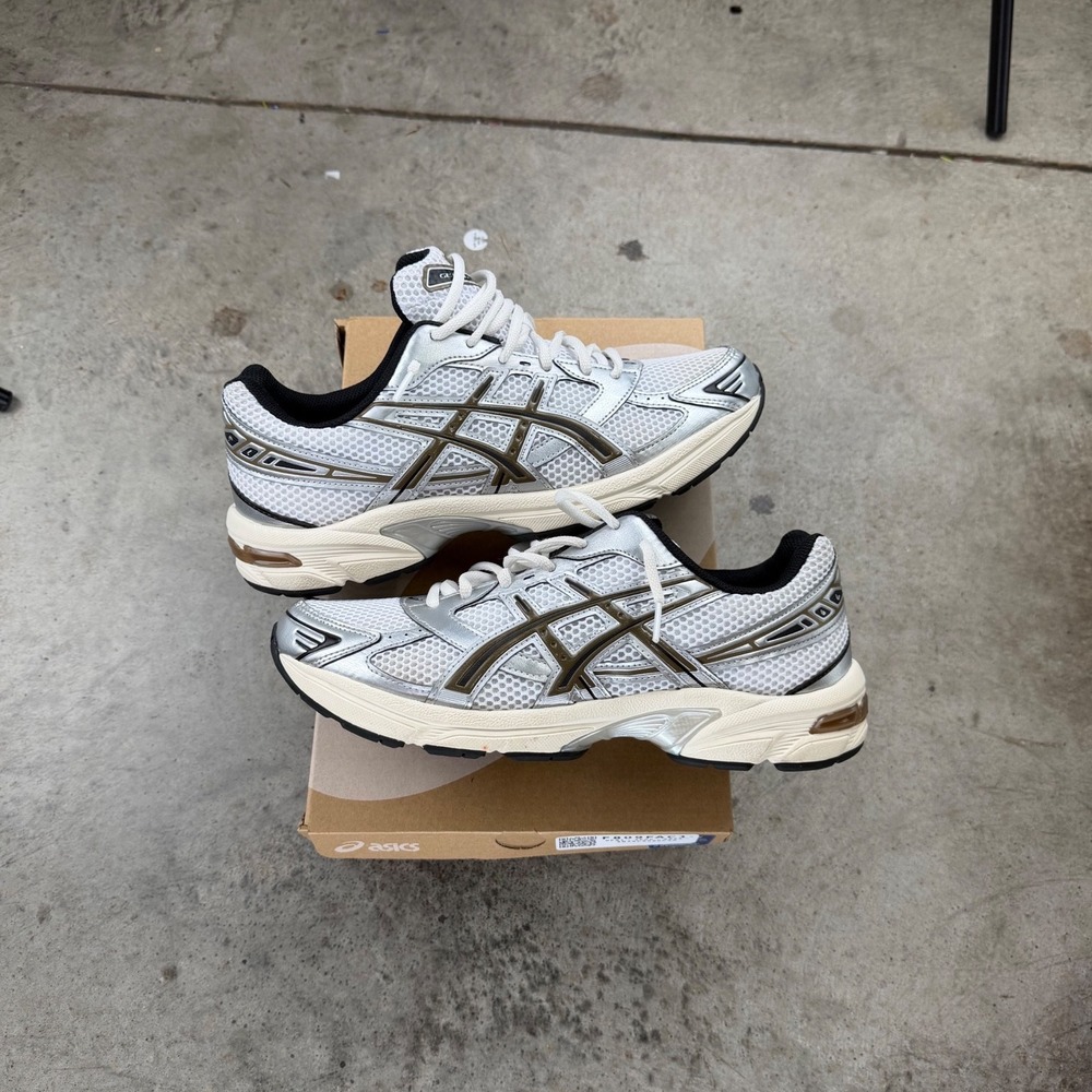 Asics Gel-1130 White Clay Canyon Metallic Silver Sneakers 1201A256-113 Mens 9.5